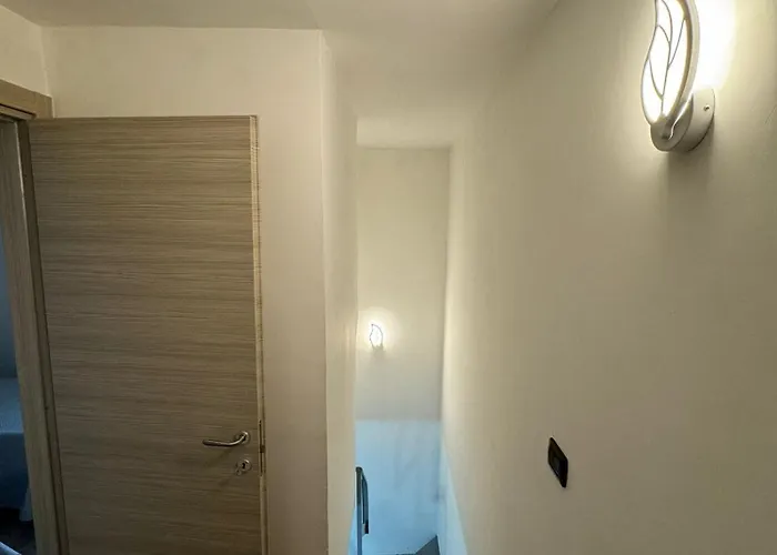 Domus Carolina * Pompei